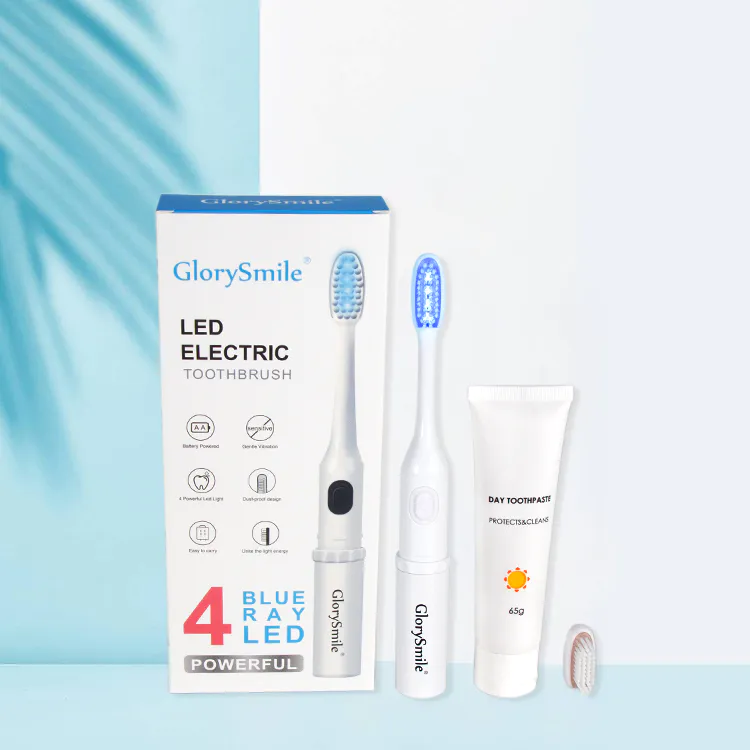 OEM Battery Power Cepillo de dientes Inicio Soft Dupont Bristle Organic Daily Limpieza Frío Azul Luz Impermeable